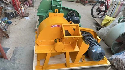 Profesjonalny rębak do gałęzi